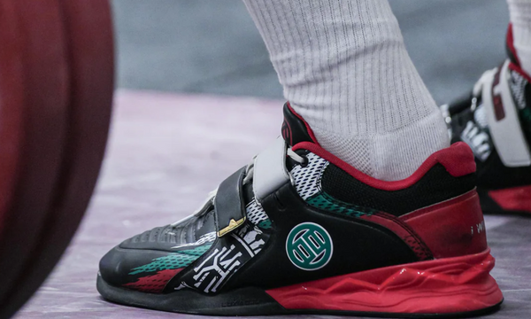 Weightlifting Shoe Size Guide: How Should Weightlifting Shoes Fit?