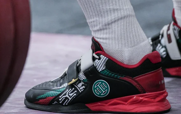 Weightlifting Shoe Size Guide: How Should Weightlifting Shoes Fit?