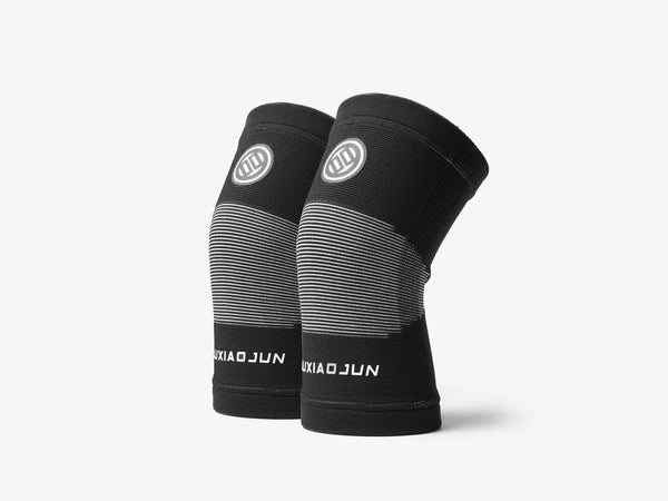KNEE SLEEVES